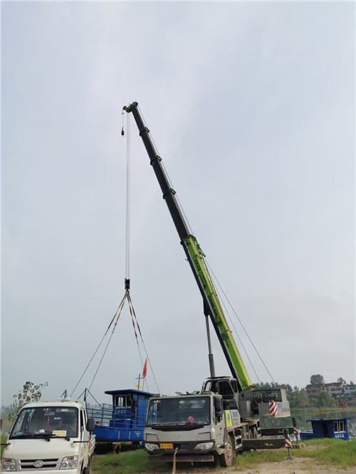 龙门县桥梁建设吊装案例